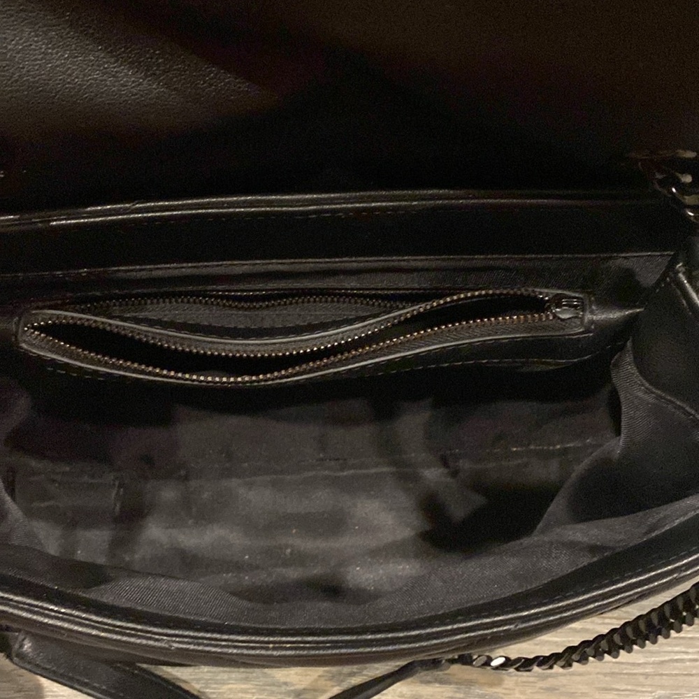 Super cute leather purse! - Picture 3 of 8